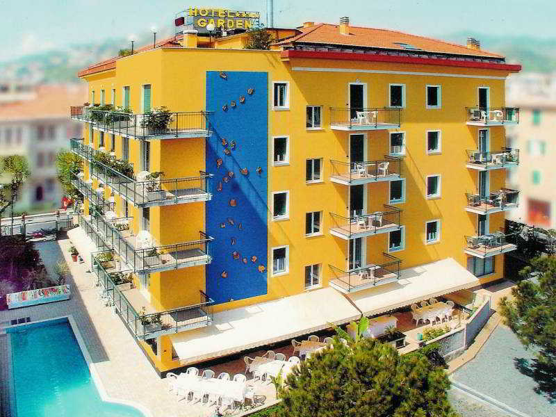 Hotel Garden Albissola Marina Exterior foto